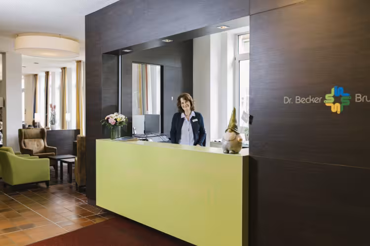 Rezeption Dr. Becker Brunne-Klinik